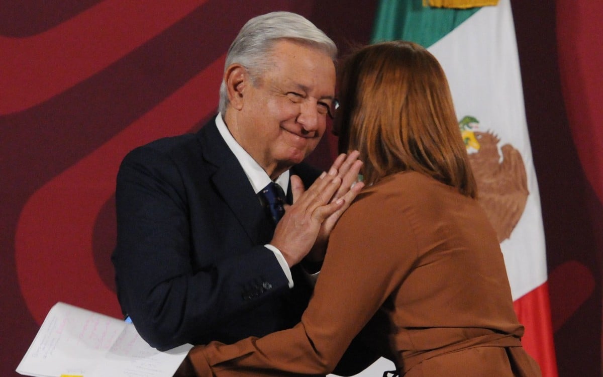 amlo-tatiana-clouthier-06102022.jpg